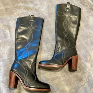 Frye Corinne Knee-High western women Boots. New with out tags. Size 6